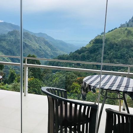 Hotel Ella Hide View Zewnętrze zdjęcie